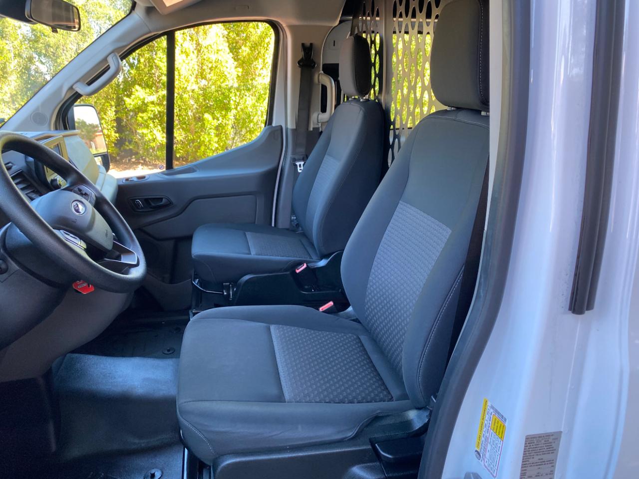 Ford Transit Cargo Van T-250 130" Low Rf 9070 GVWR RWD 2025