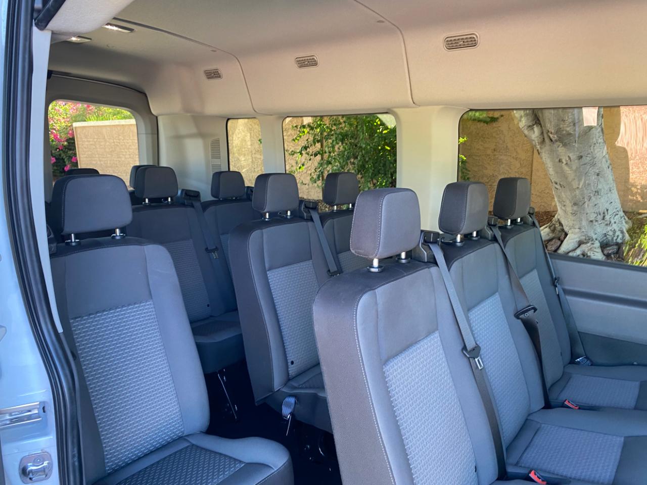 Ford Transit Passenger Wagon T-350 148" Med Roof XLT RWD 2024
