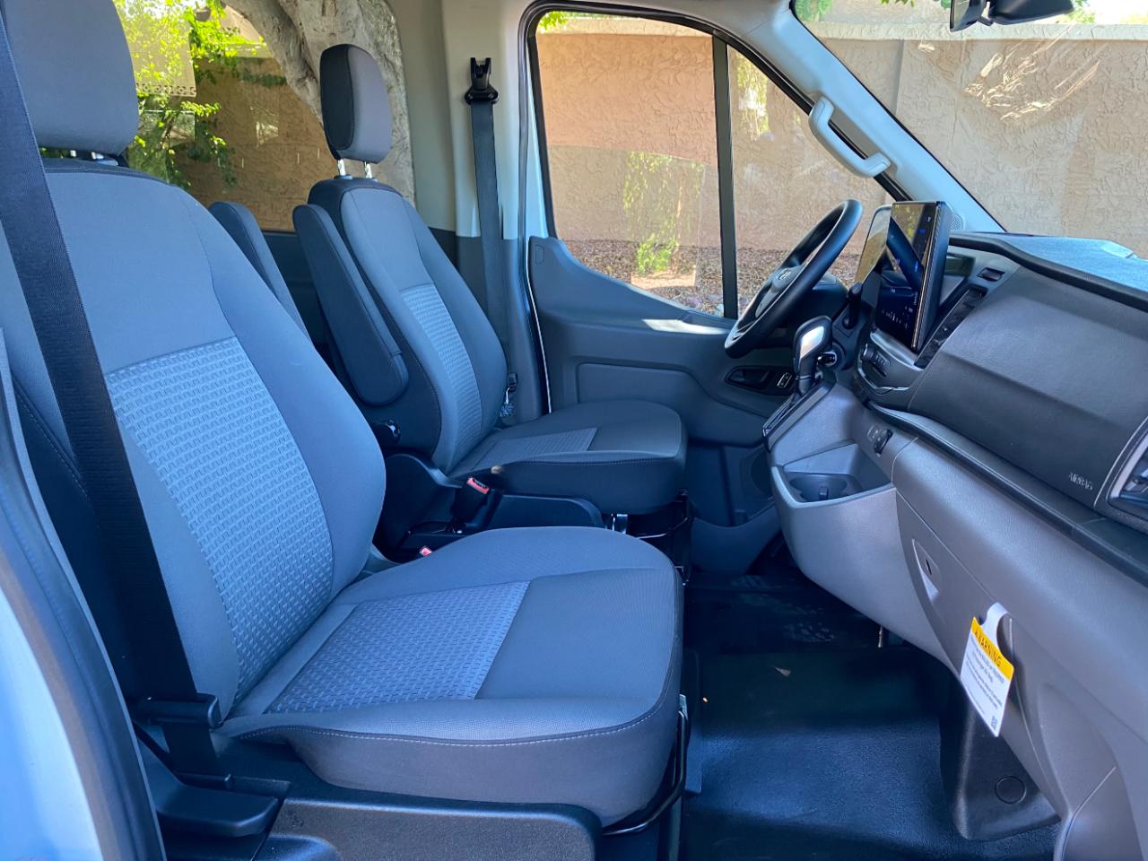 Ford Transit Passenger Wagon T-350 148" Med Roof XLT RWD 2024