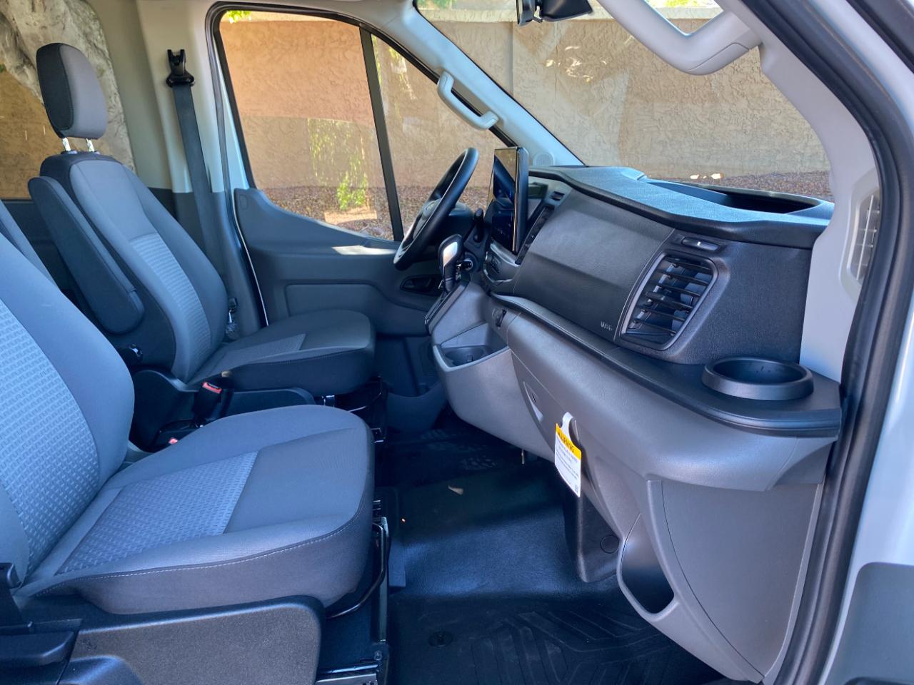 Ford Transit Passenger Wagon T-350 148" Med Roof XLT RWD 2024