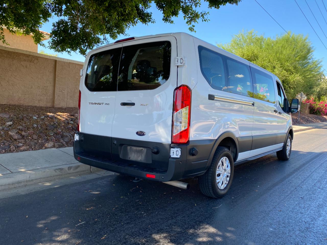 Ford Transit Passenger Wagon T-350 148" Low Roof XLT RWD 2024
