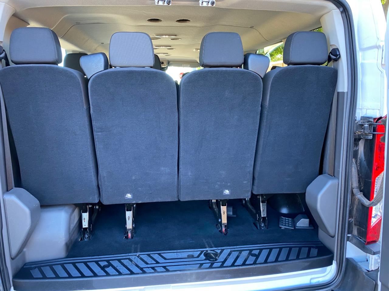 Ford Transit Passenger Wagon T-350 148" Low Roof XLT RWD 2024