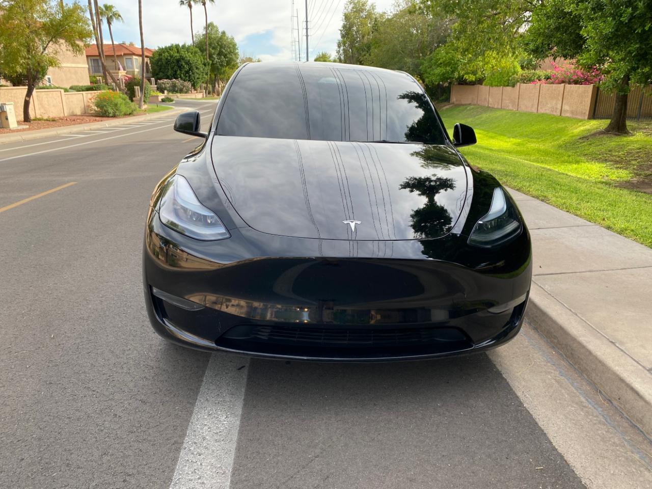 Tesla Model Y Long Range RWD *Ltd Avail* 2025