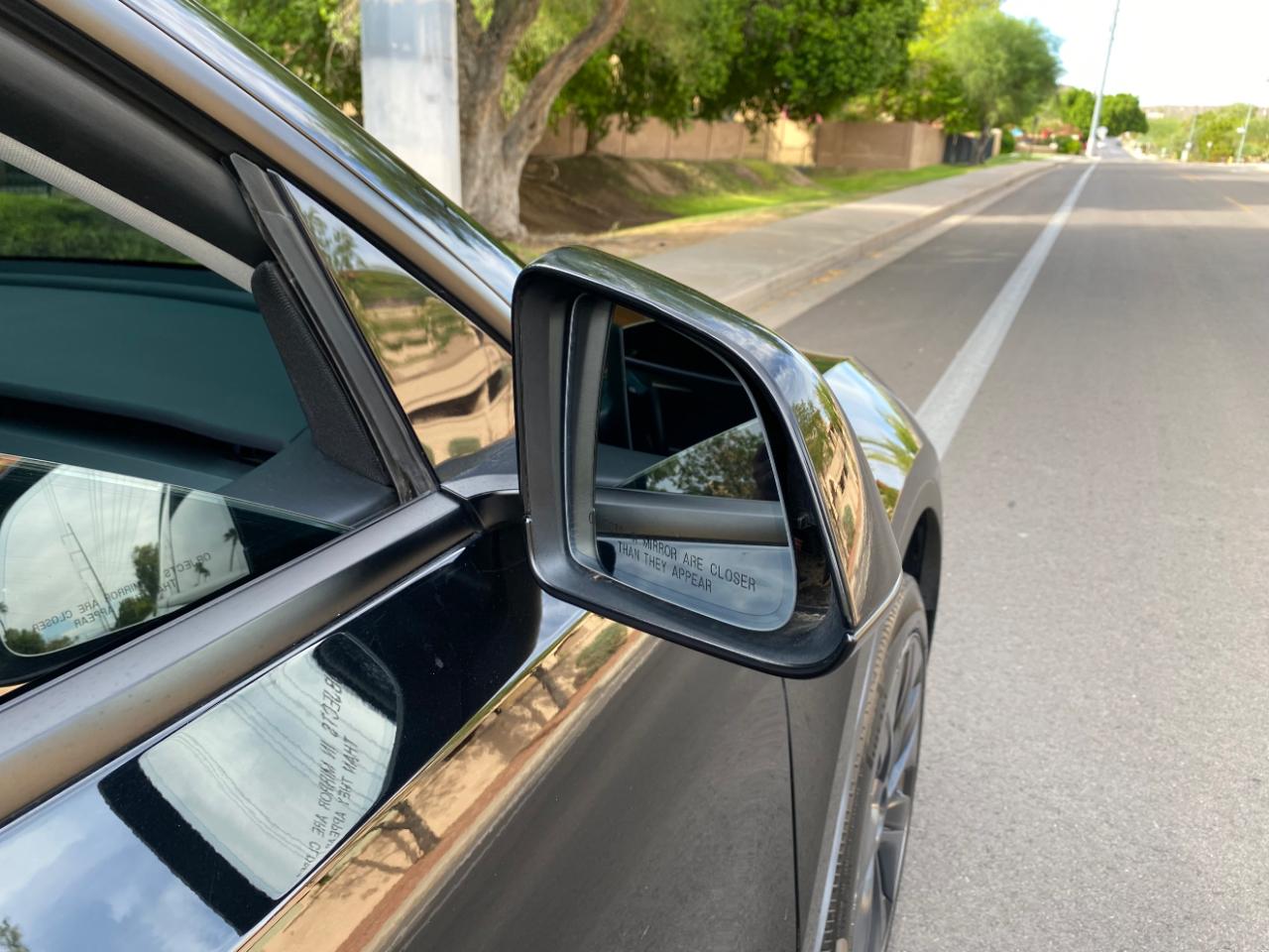 Tesla Model Y Long Range RWD *Ltd Avail* 2025