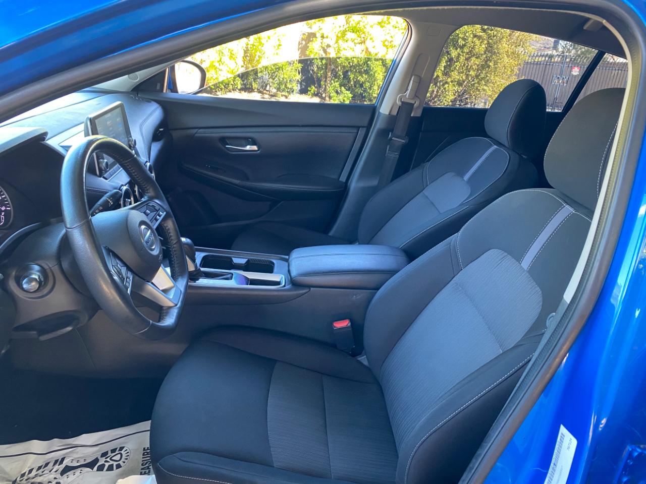 Nissan Sentra SV CVT 2022
