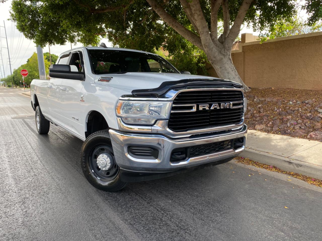RAM 2500 Big Horn 4x4 Crew Cab 8' Box 2021
