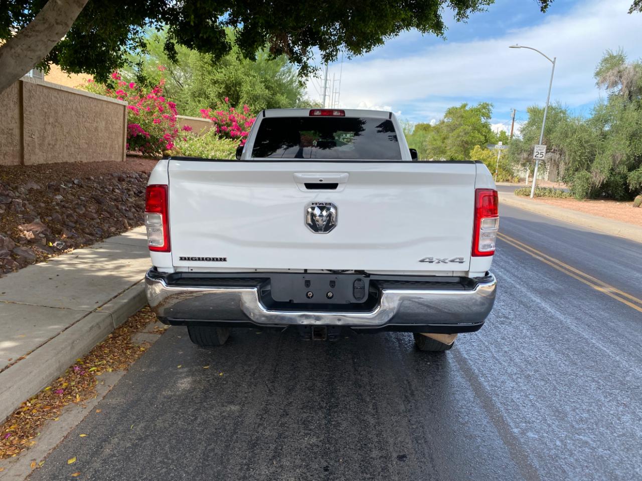 RAM 2500 Big Horn 4x4 Crew Cab 8' Box 2021