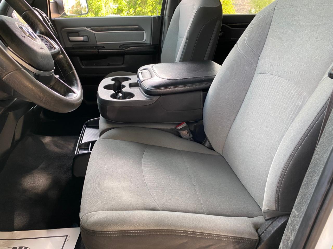 RAM 2500 Big Horn 4x4 Crew Cab 8' Box 2021