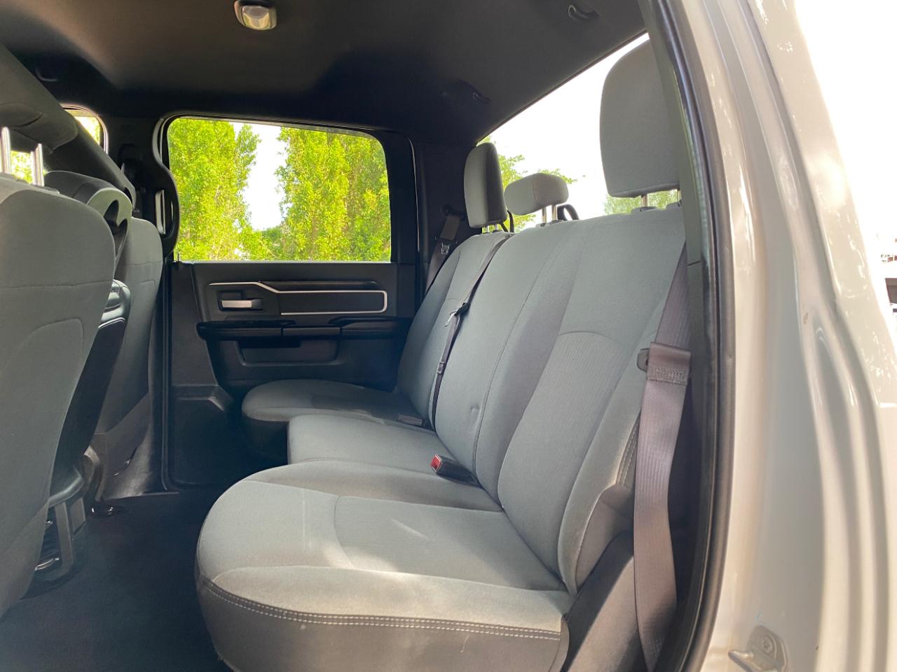 RAM 2500 Big Horn 4x4 Crew Cab 8' Box 2021