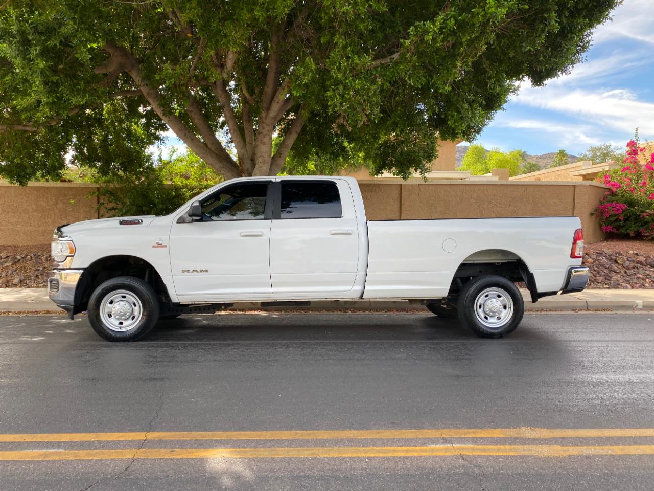 RAM 2500 Big Horn 4x4 Crew Cab 8' Box 2021