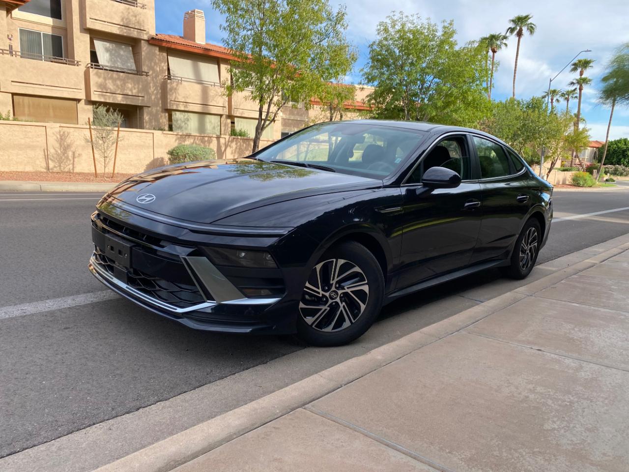 Hyundai Sonata Hybrid Blue FWD 2026