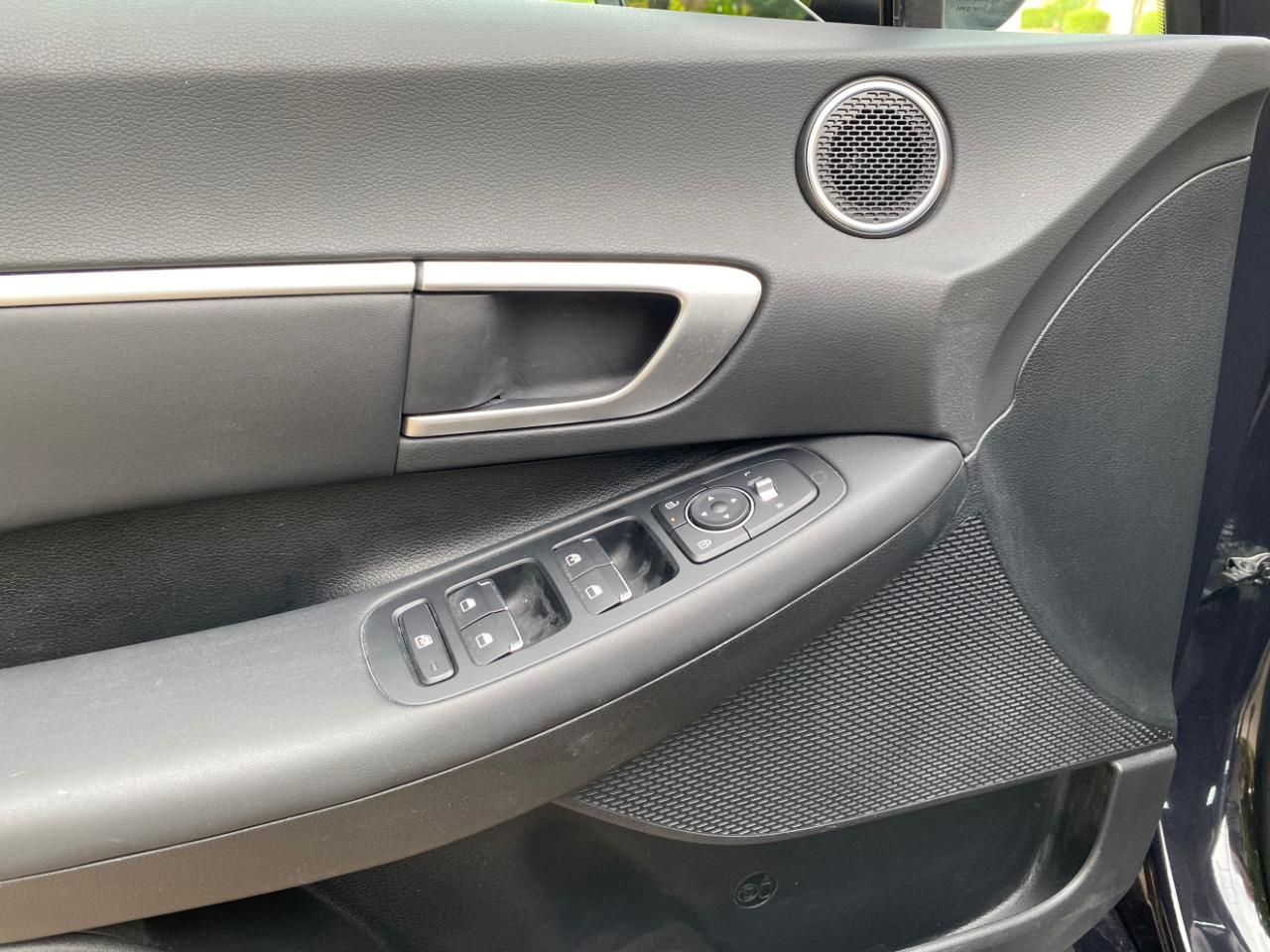 Hyundai Sonata Hybrid Blue FWD 2026