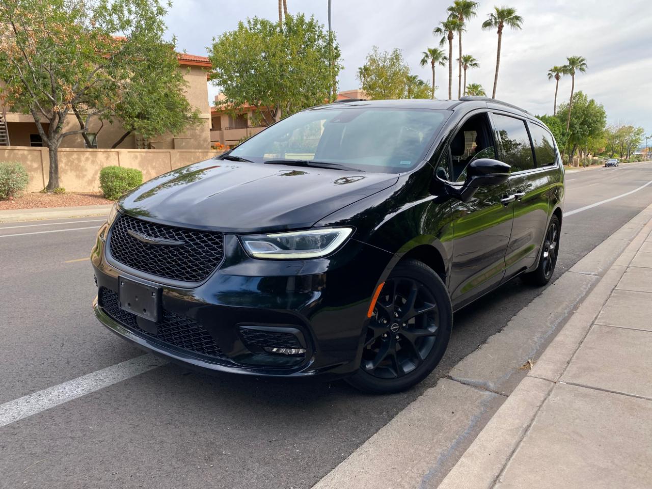 Chrysler Pacifica Limited FWD 2025