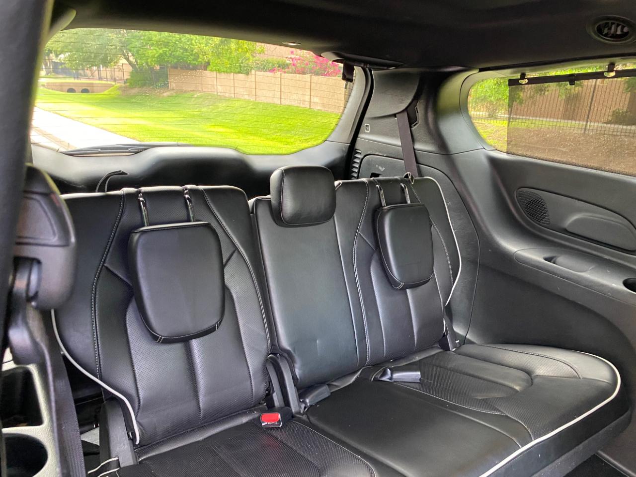 Chrysler Pacifica Limited FWD 2025