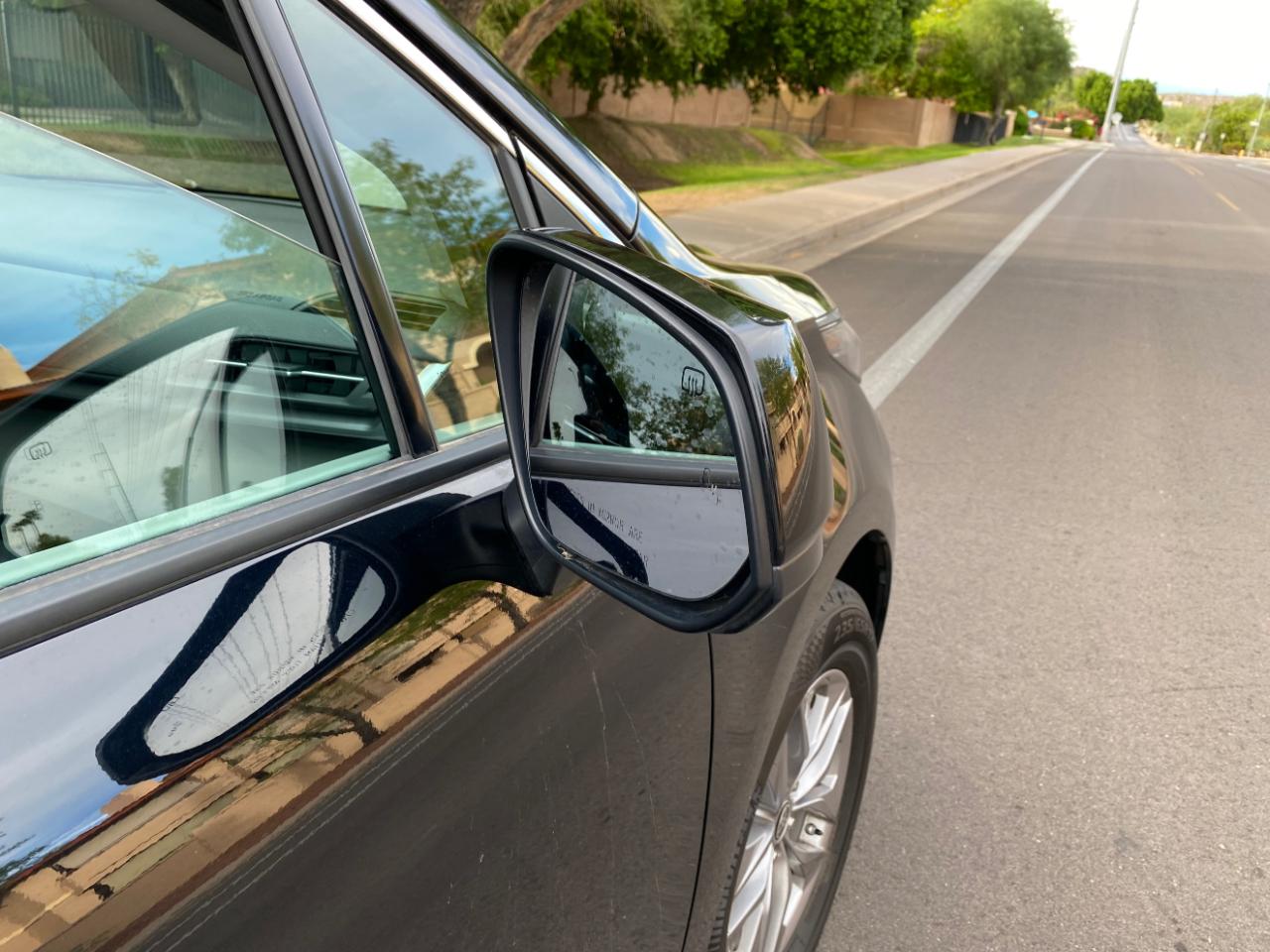 Toyota Sienna XLE FWD 8-Passenger (Natl) 2024
