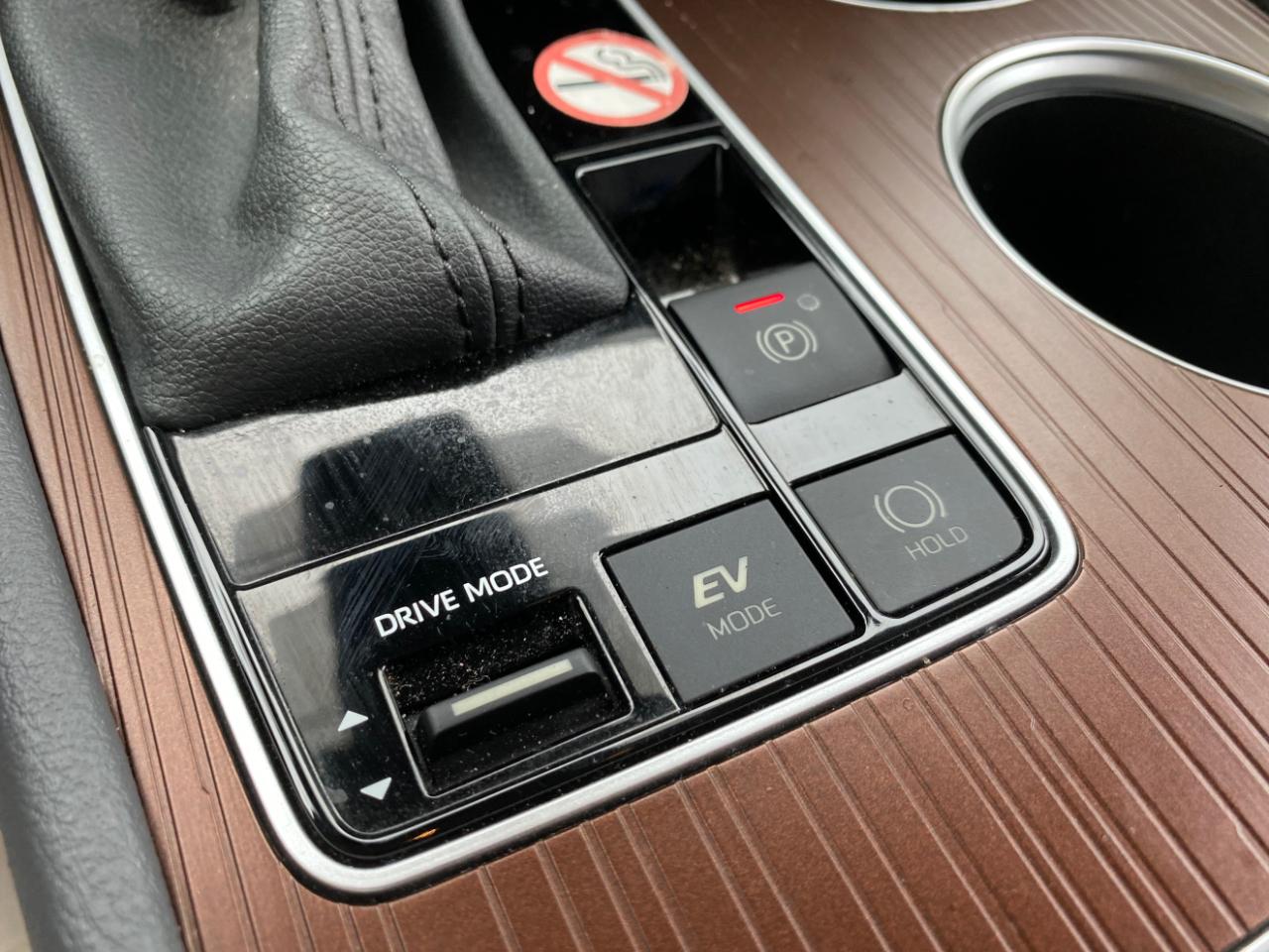 Toyota Sienna XLE FWD 8-Passenger (Natl) 2024