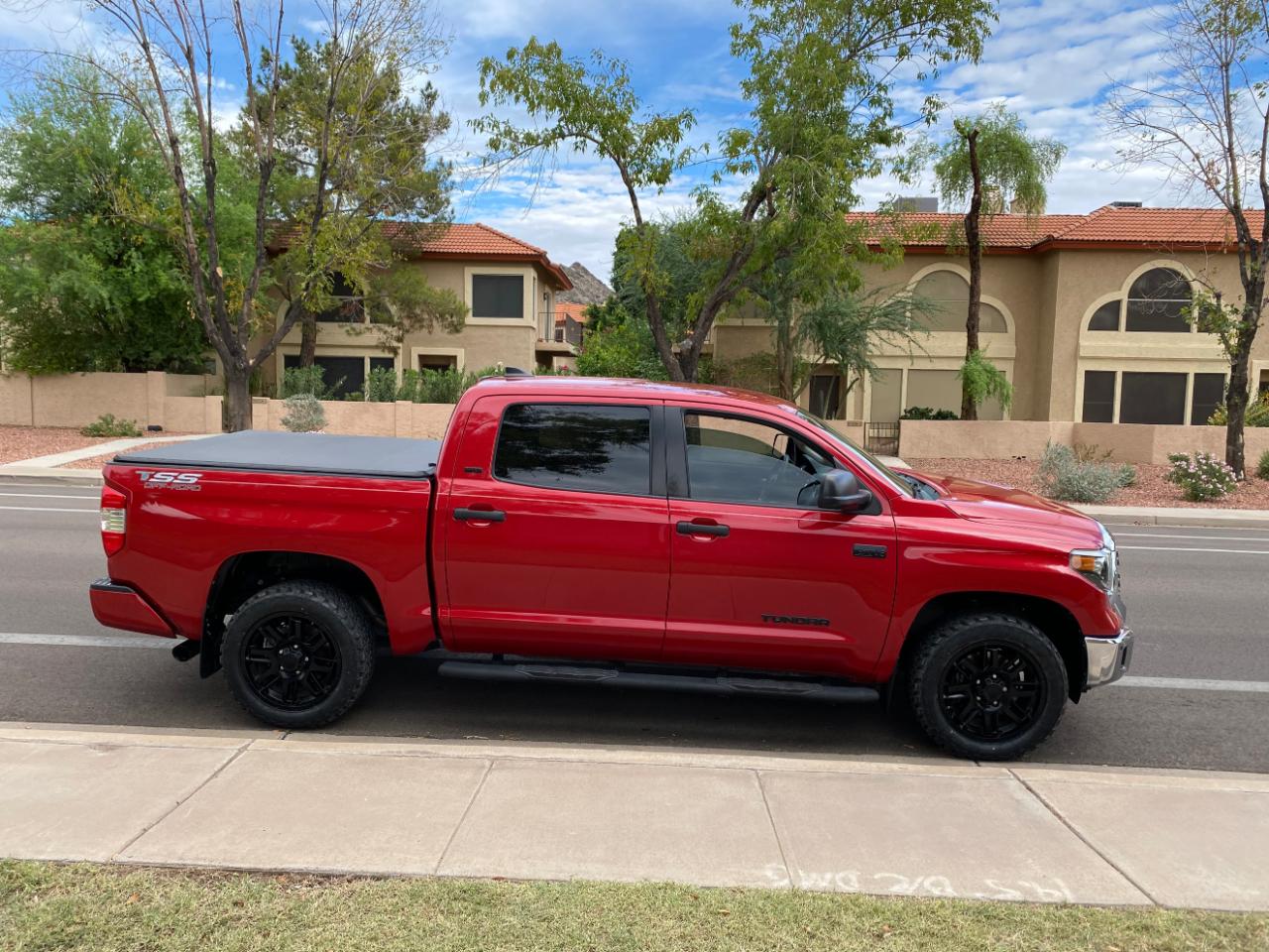 Toyota Tundra 2WD SR5 CrewMax 5.5' Bed 5.7L (Natl) 2021