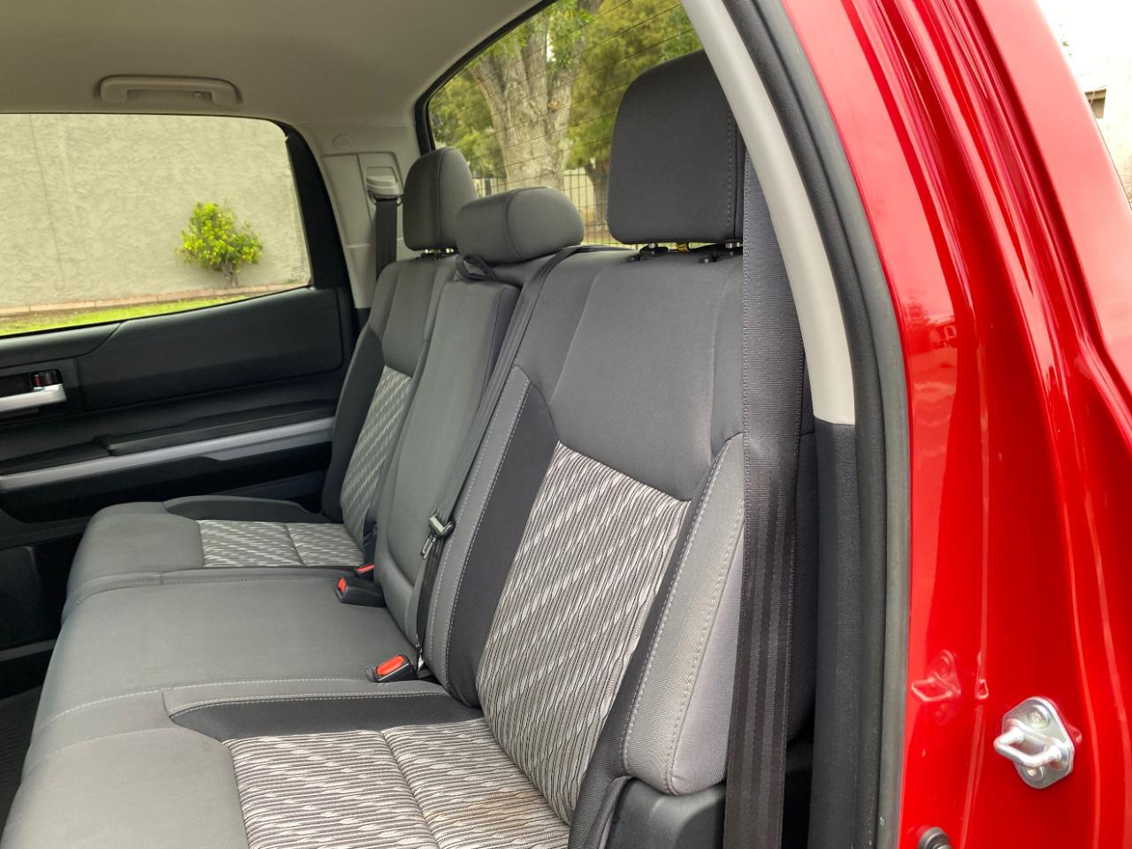 Toyota Tundra 2WD SR5 CrewMax 5.5' Bed 5.7L (Natl) 2021