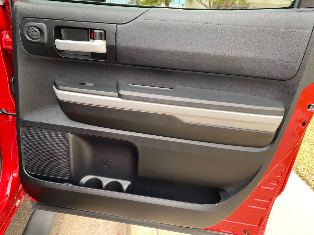 Toyota Tundra 2WD SR5 CrewMax 5.5' Bed 5.7L (Natl) 2021