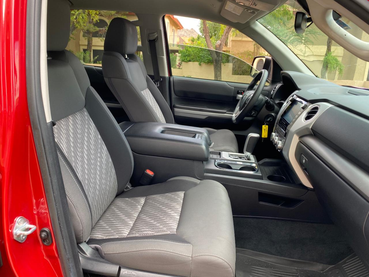Toyota Tundra 2WD SR5 CrewMax 5.5' Bed 5.7L (Natl) 2021