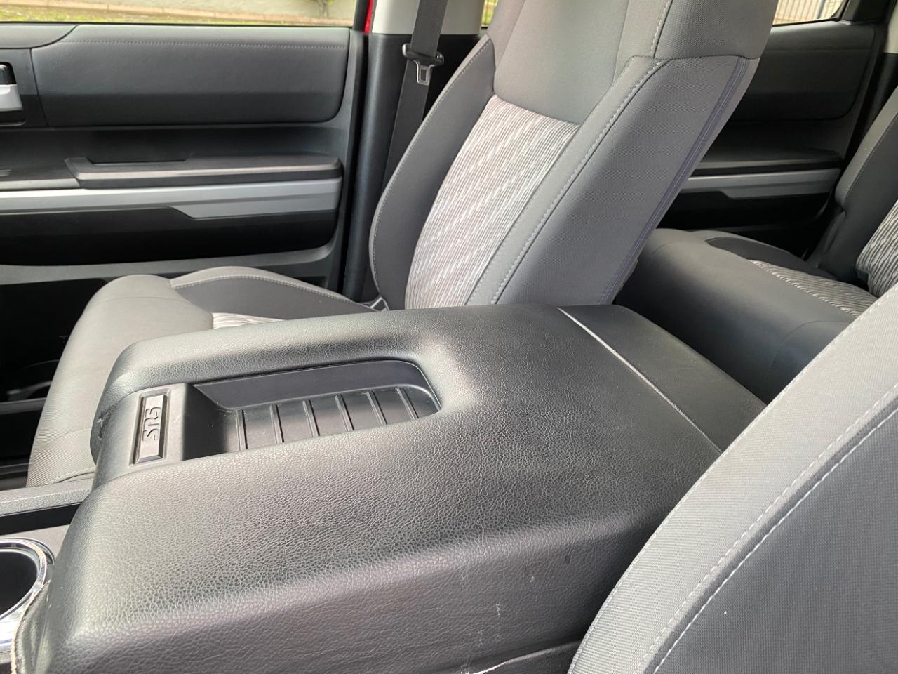 Toyota Tundra 2WD SR5 CrewMax 5.5' Bed 5.7L (Natl) 2021