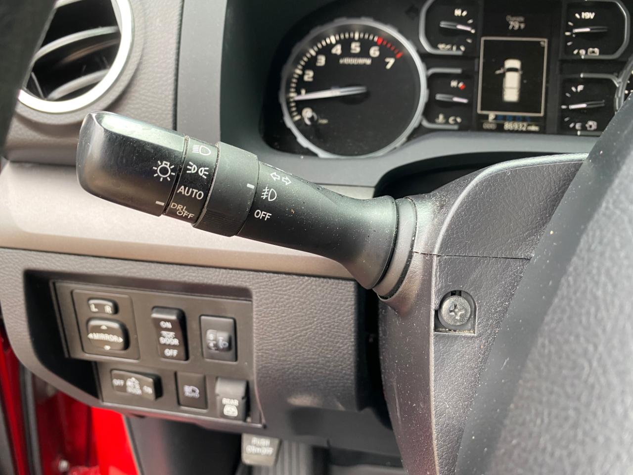 Toyota Tundra 2WD SR5 CrewMax 5.5' Bed 5.7L (Natl) 2021