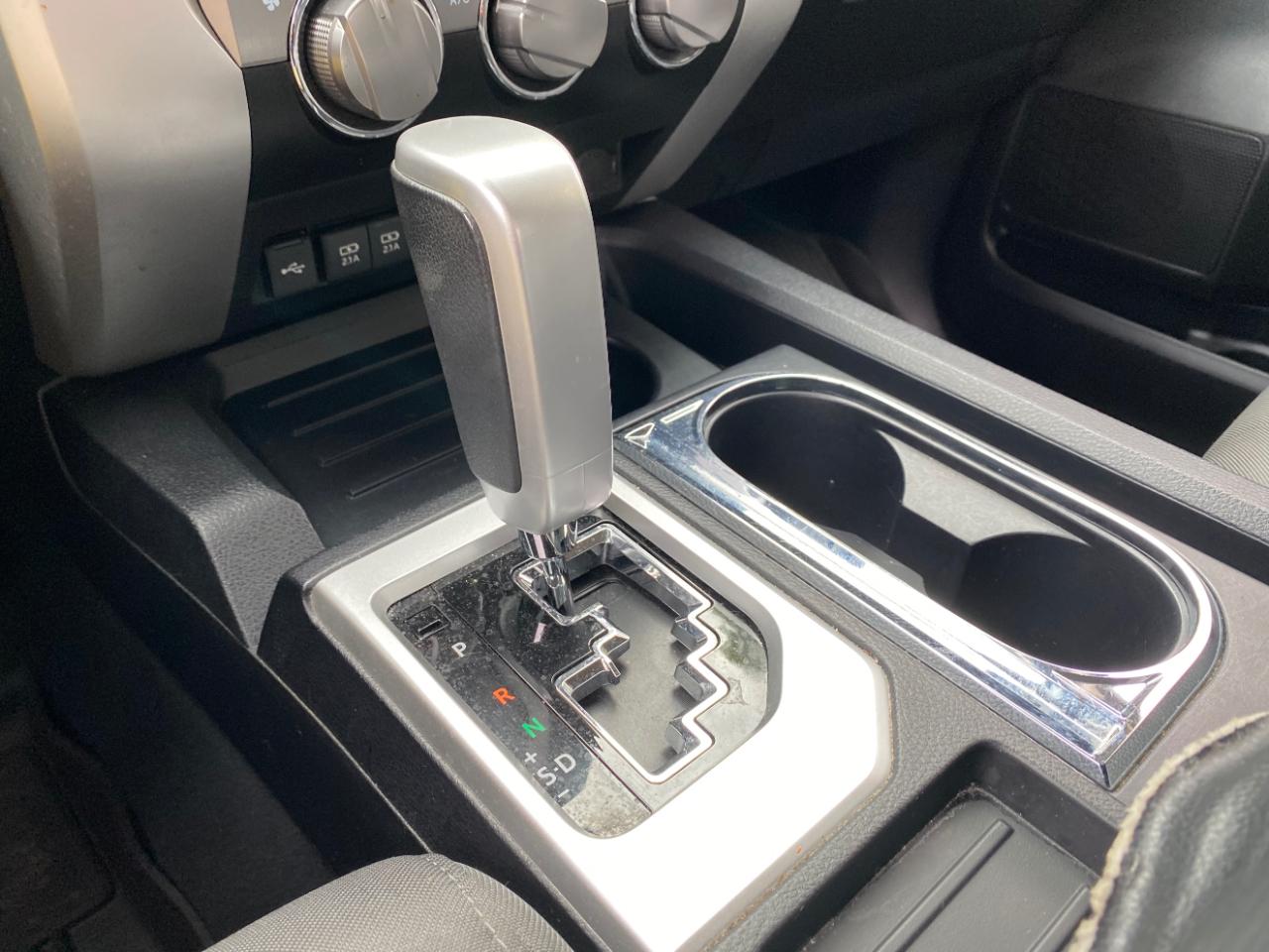 Toyota Tundra 2WD SR5 CrewMax 5.5' Bed 5.7L (Natl) 2021