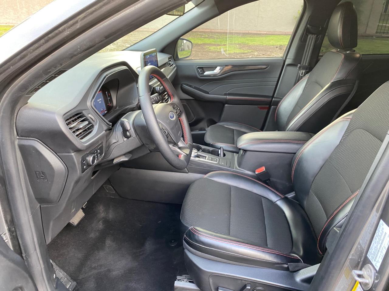 Ford Escape ST-Line FWD 2025