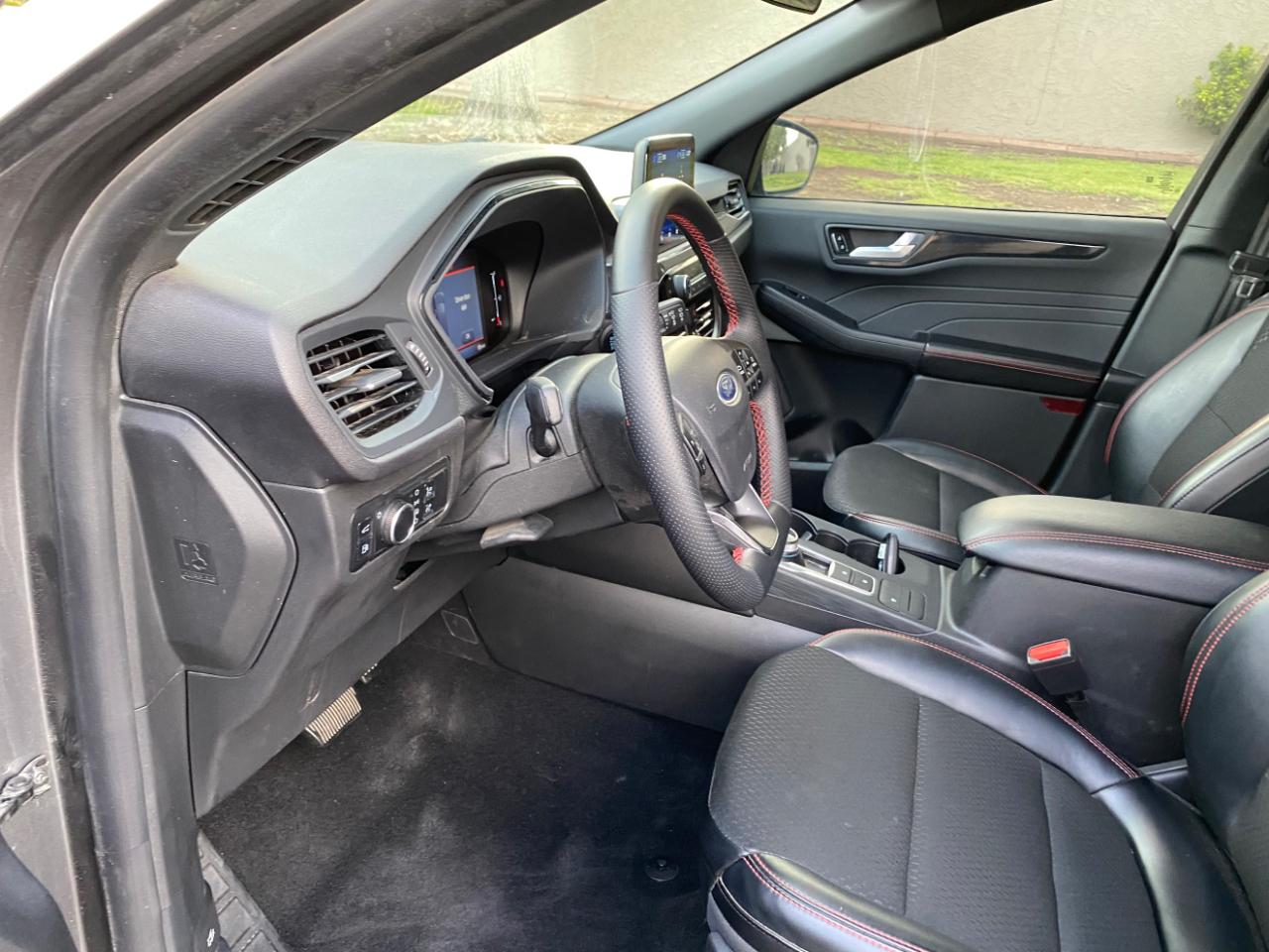 Ford Escape ST-Line FWD 2025