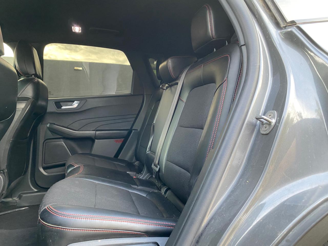 Ford Escape ST-Line FWD 2025