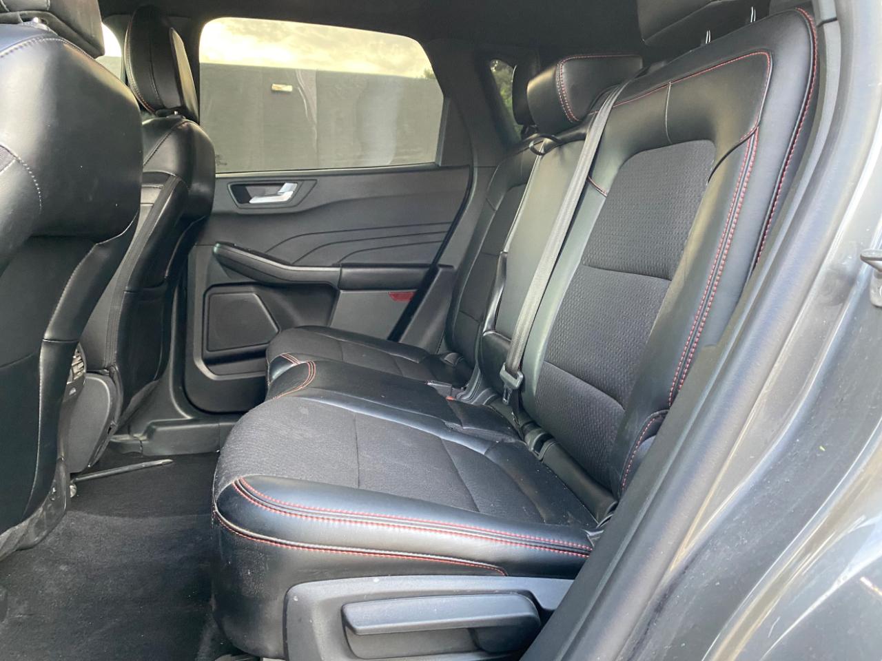 Ford Escape ST-Line FWD 2025