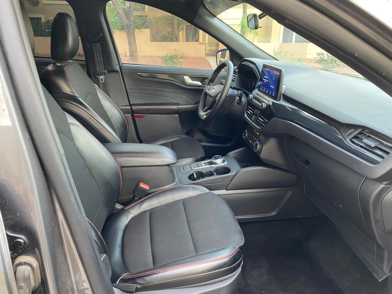 Ford Escape ST-Line FWD 2025