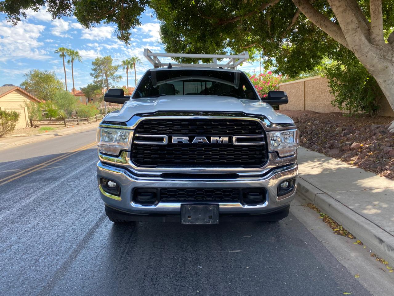 RAM 2500 Big Horn 4x2 Reg Cab 8' Box 2022