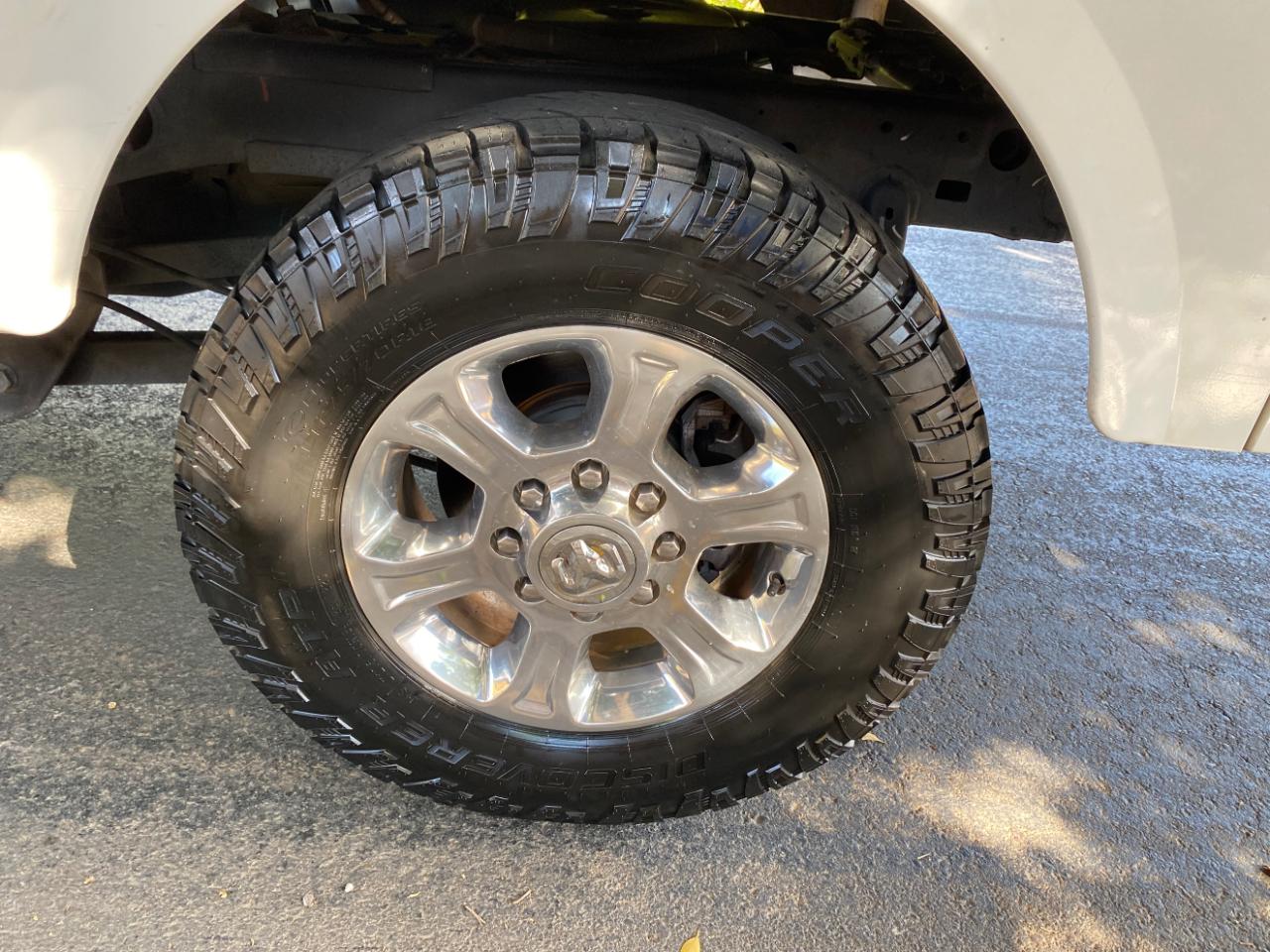 RAM 2500 Big Horn 4x2 Reg Cab 8' Box 2022