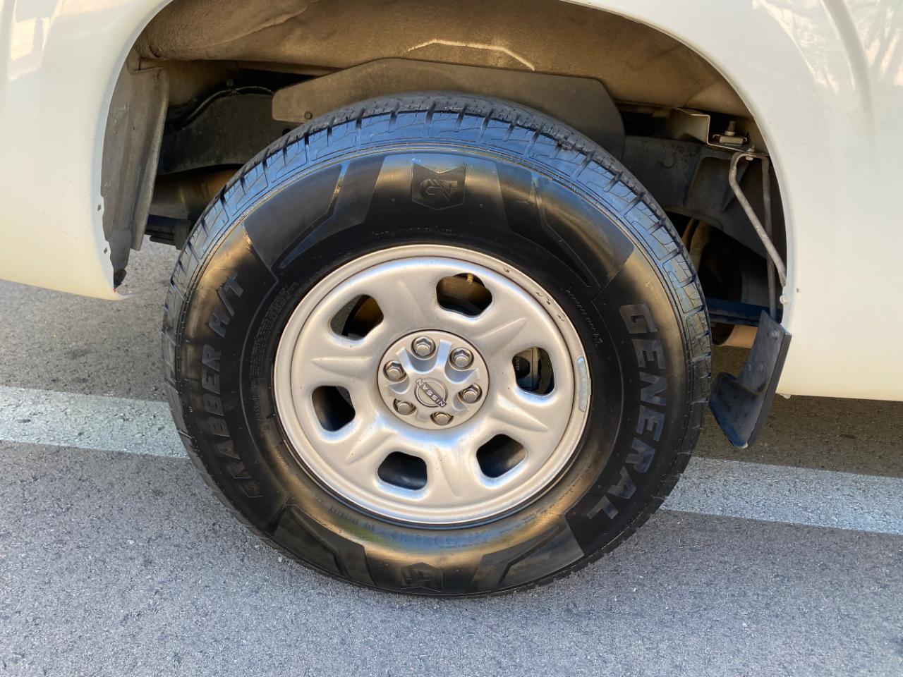 Nissan Frontier King Cab 4x2 S 2024