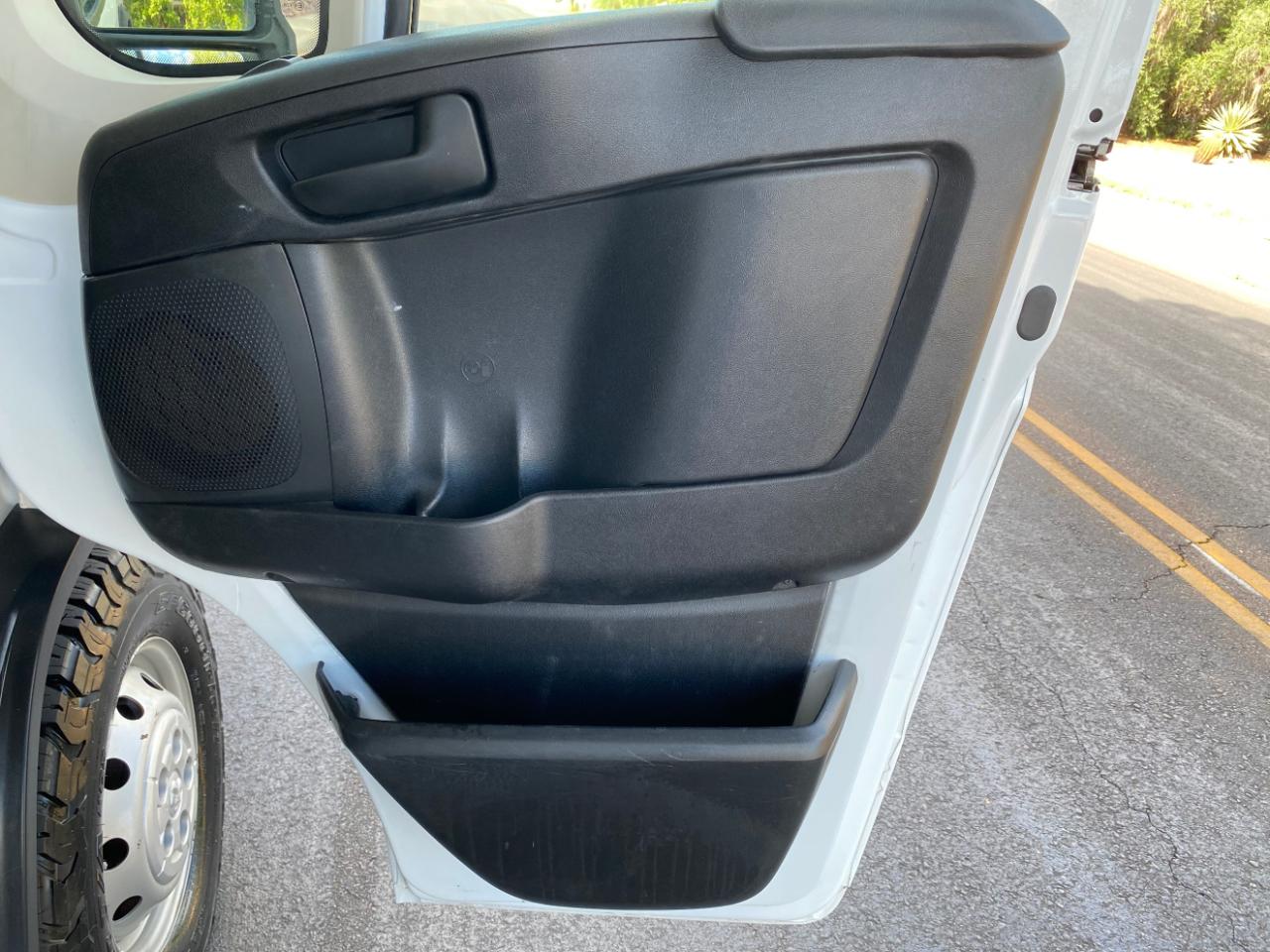 Ram Cargo Van photo 30