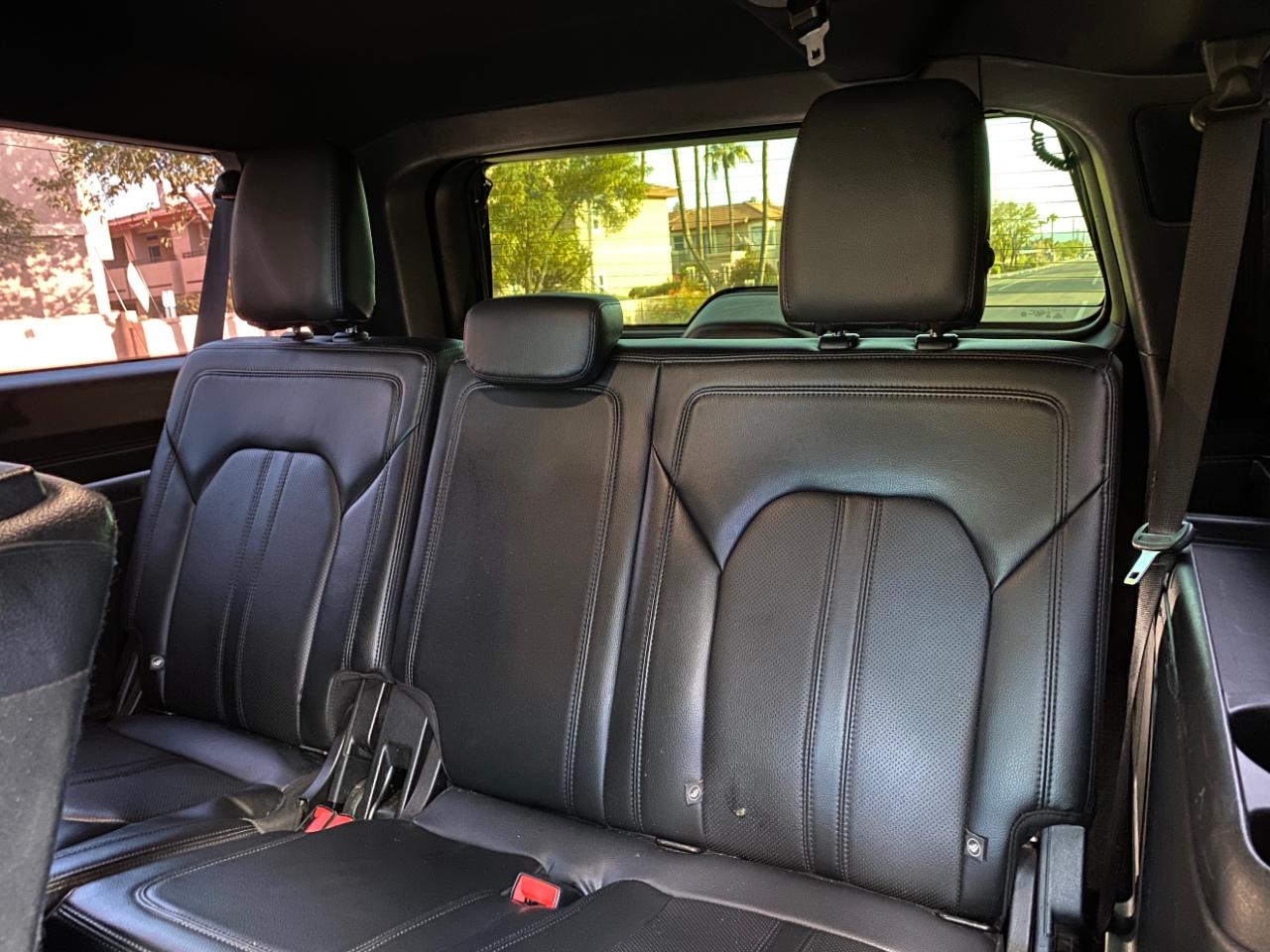 Ford Expedition MAX photo 43