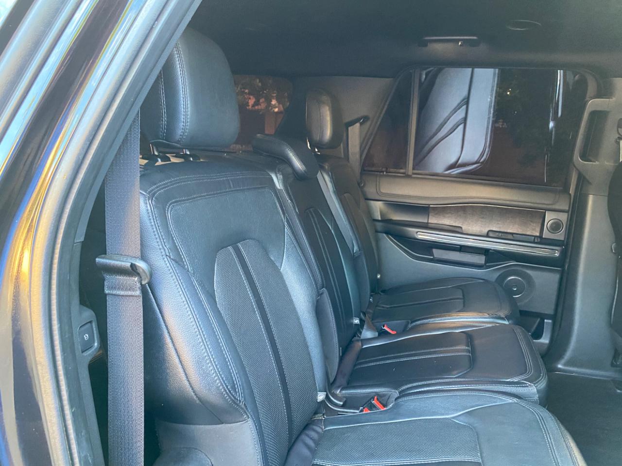 Ford Expedition MAX photo 53