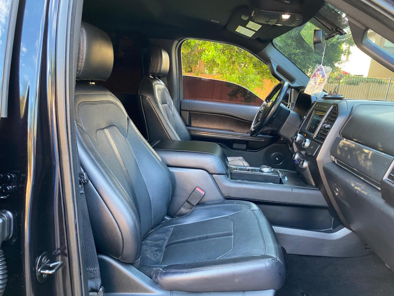 Ford Expedition MAX photo 59