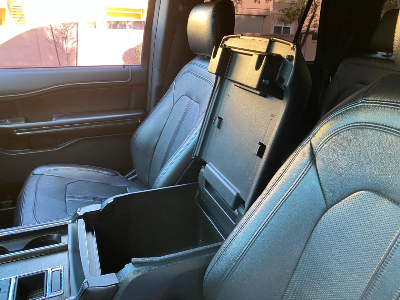 Ford Expedition MAX photo 70