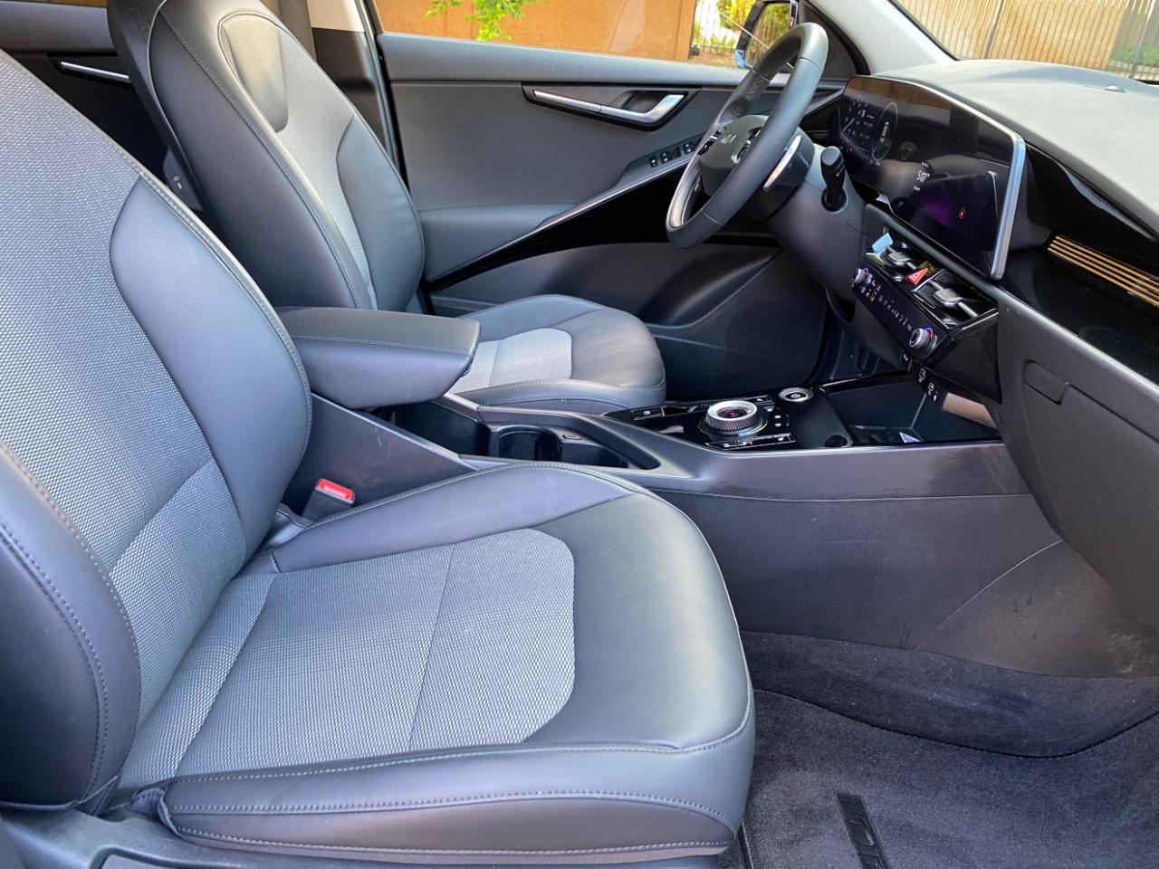 Kia Niro photo 53