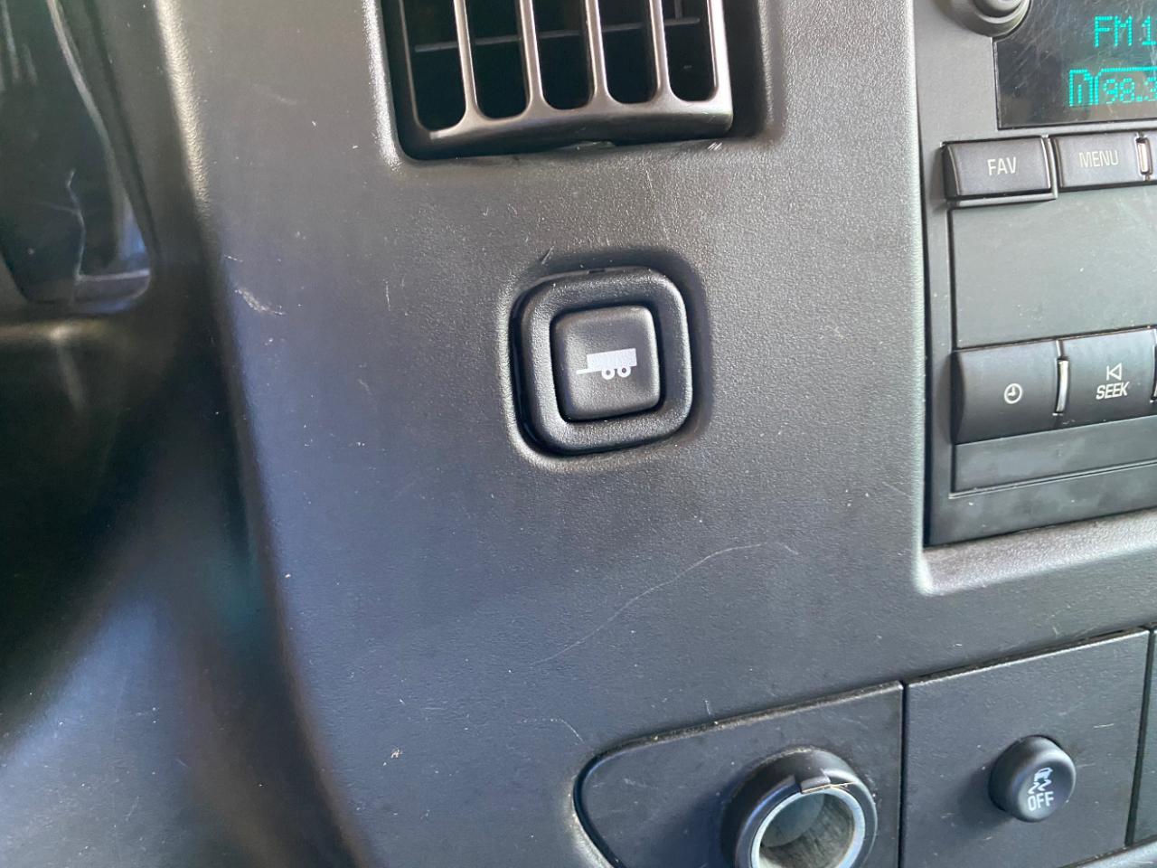 Chevrolet Express photo 51
