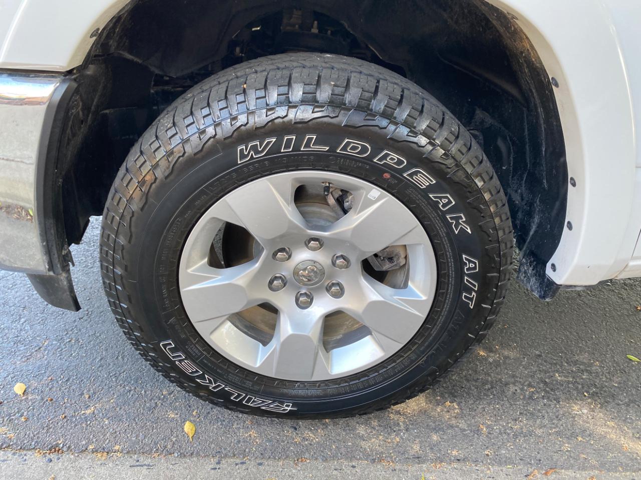 RAM 1500 Lone Star 4x4 Crew Cab 5'7" Box 2025