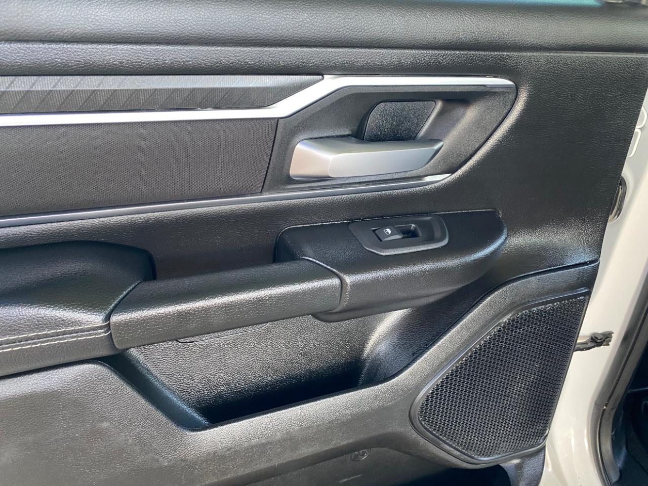 RAM 1500 Lone Star 4x4 Crew Cab 5'7" Box 2025