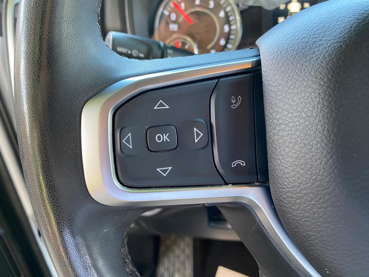 RAM 1500 Lone Star 4x4 Crew Cab 5'7" Box 2025