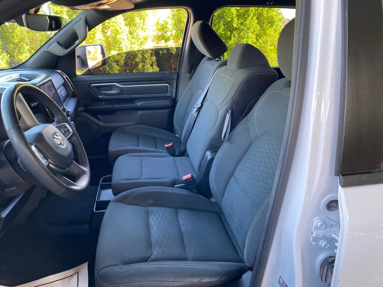 RAM 1500 Big Horn 4x4 Crew Cab 5'7" Box 2025