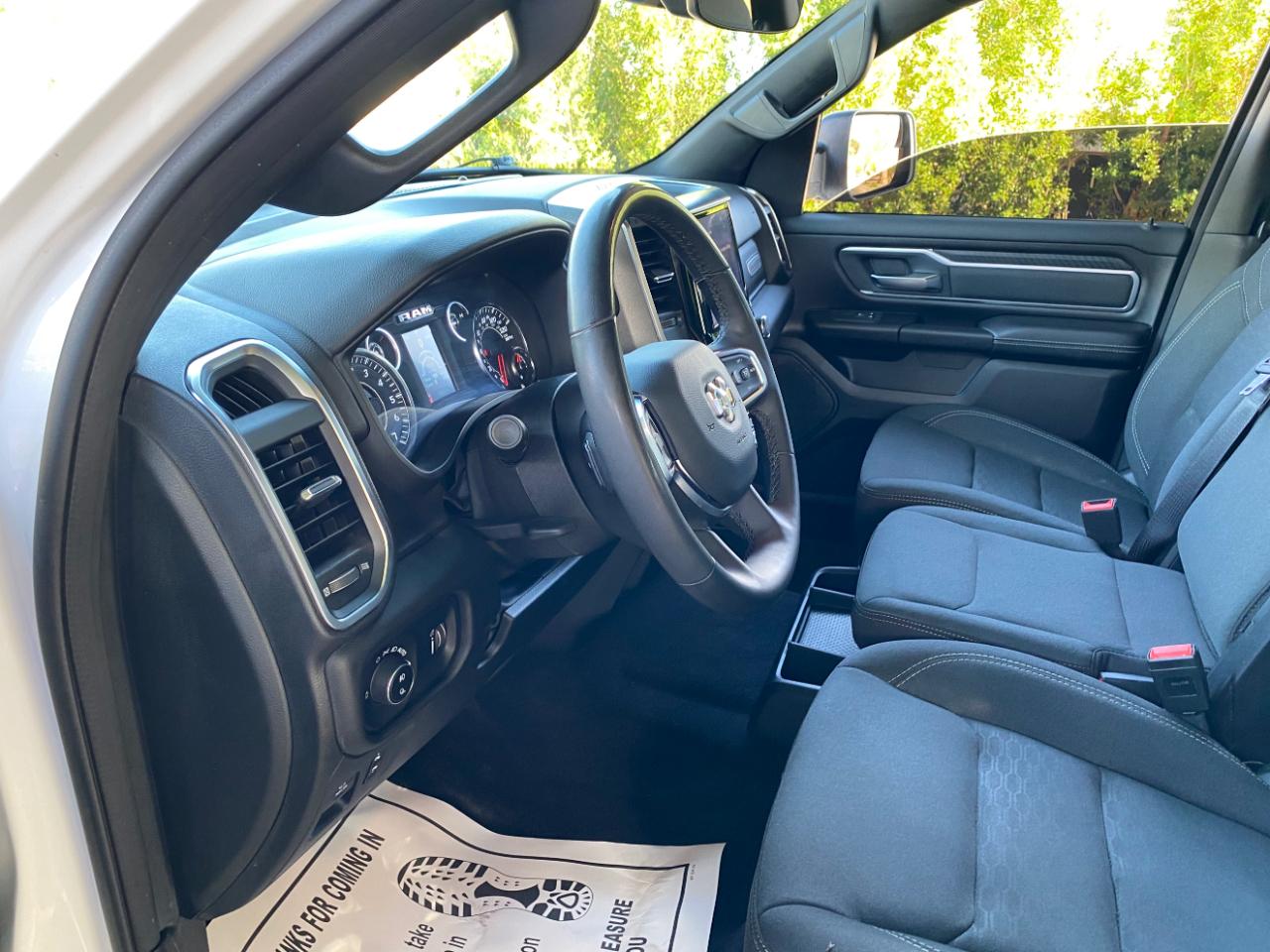 RAM 1500 Big Horn 4x4 Crew Cab 5'7" Box 2025