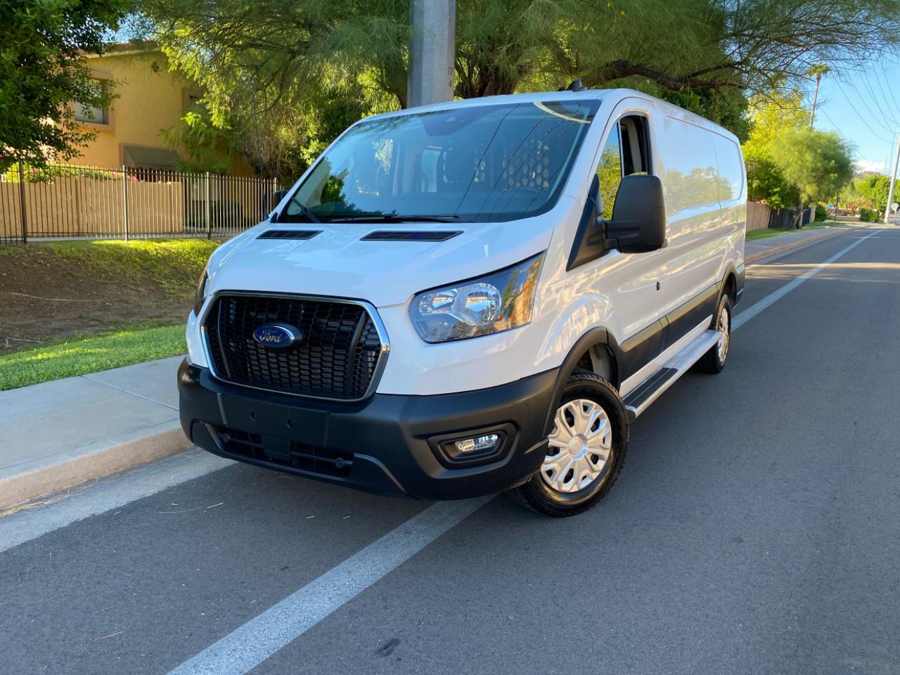 Ford Transit photo 52