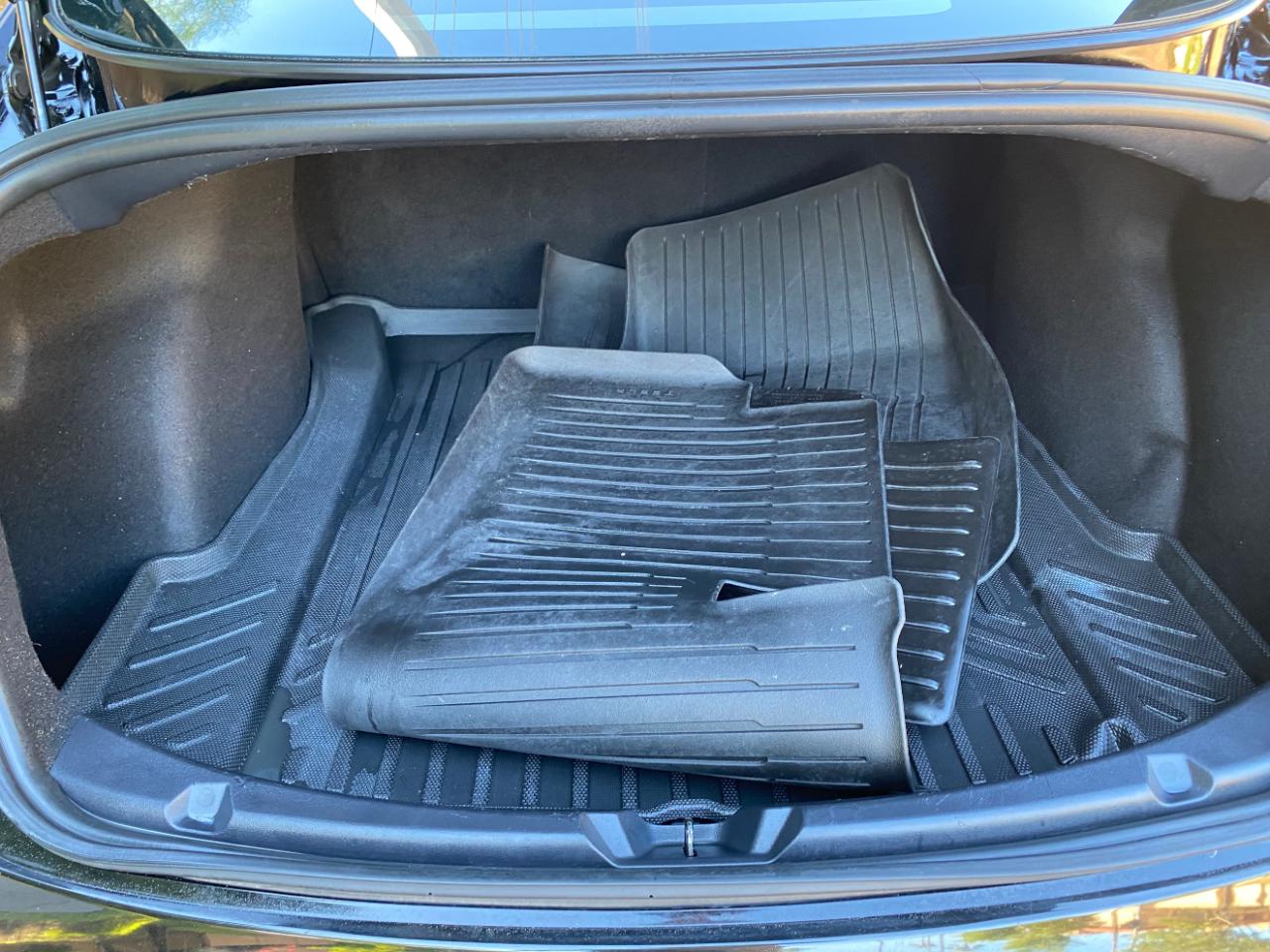 Tesla Model 3 photo 11