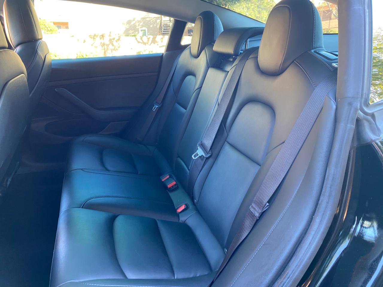 Tesla Model 3 photo 42